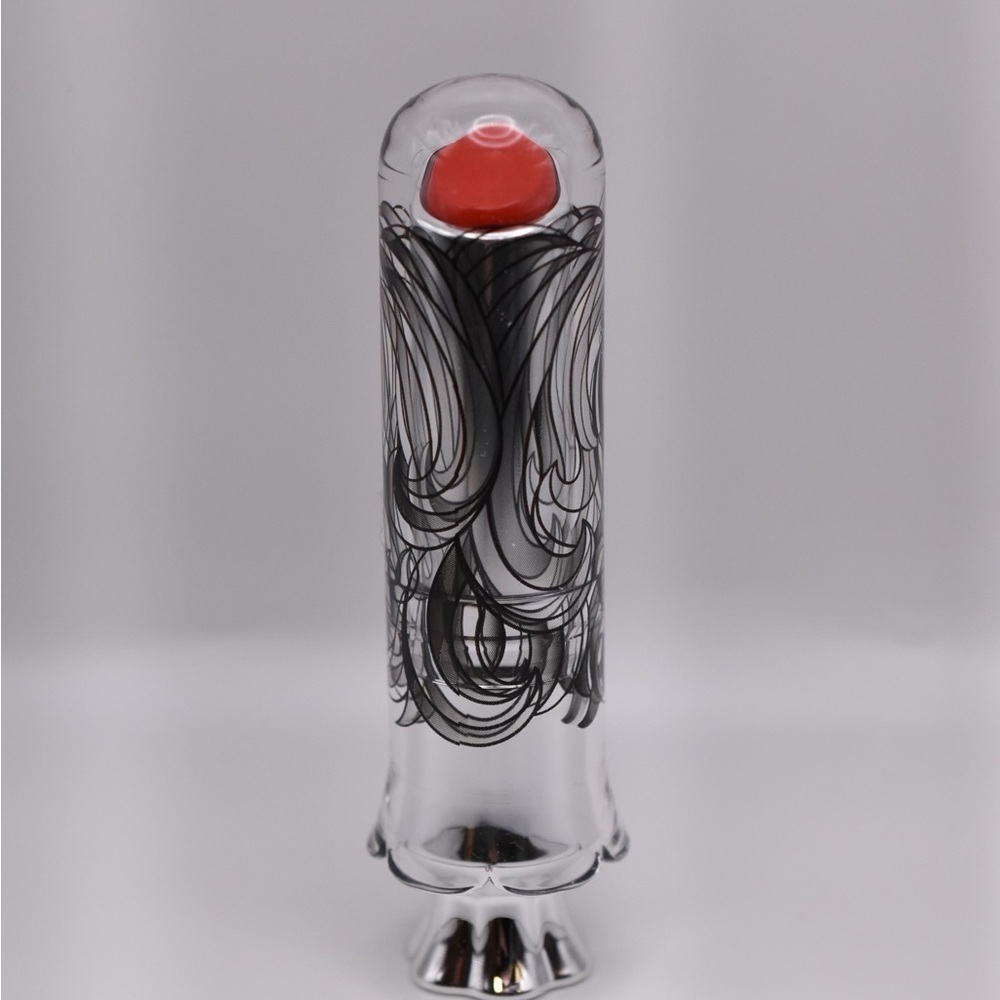 *HOST PICK* BENEFIT MOISTURIZING LIP BALM IN SHADE 99 POPPY